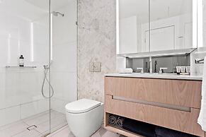 Beautiful 2-bed Unit In Incredible Location
