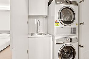 Beautiful 2-bed Unit In Incredible Location