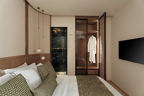 Ceci Suites