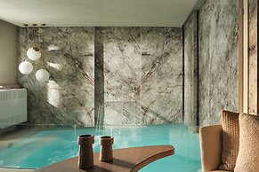 Ceci Suites