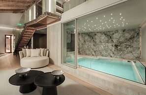 Ceci Suites