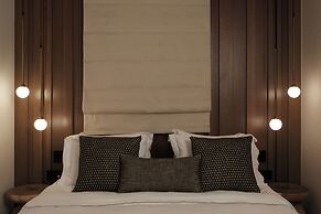 Ceci Suites