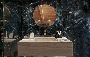 Ceci Suites