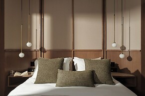 Ceci Suites