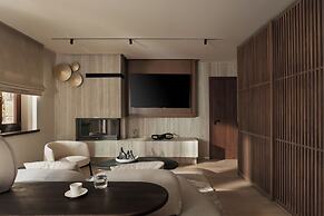 Ceci Suites