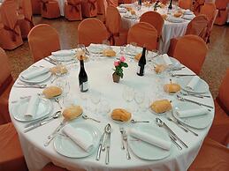Hotel La Rueda 3000