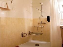 Hotel La Rueda 3000