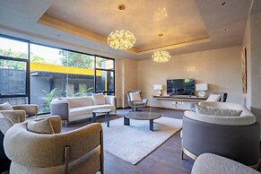 BMJ sleek homes