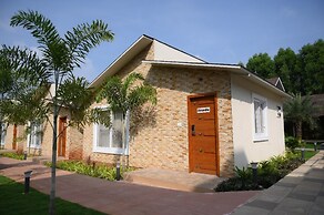 SHETTAR'S KUSUM RESORT