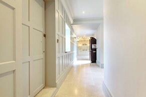 Higginson House