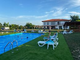 Paradiso Resort