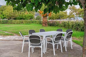 Villa Psani Beachfront Escape With Garden