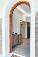 Villa Psani Beachfront Escape With Garden
