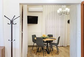 Villa Psani Beachfront Escape With Garden