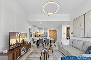 Radiant Boulevard by DVH Luxe Retreats