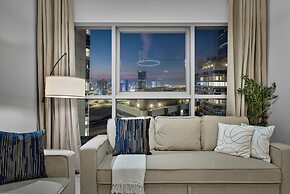Radiant Boulevard by DVH Luxe Retreats