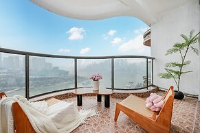 Baihong Riverview Drone Show Apartment