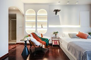 Baihong Riverview Drone Show Apartment