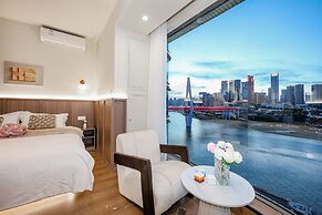 Baihong Riverview Drone Show Apartment