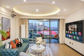 Baihong Riverview Drone Show Apartment