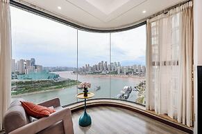 Baihong Riverview Drone Show Apartment