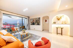 Baihong Riverview Drone Show Apartment