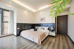 Baihong Riverview Drone Show Apartment