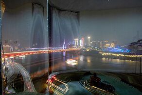 Baihong Riverview Drone Show Apartment