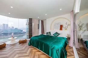 Baihong Riverview Drone Show Apartment