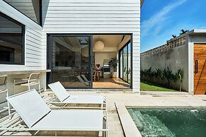 White Villa by Betterplace
