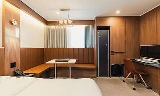 Cheonan Asan Rosy Hotel