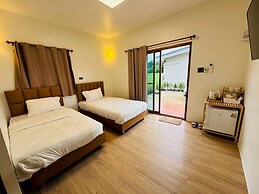 Wangnue Mountain View Resort&Hotel