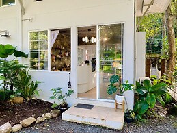 Arb Pa Home And Cafe At Mae On