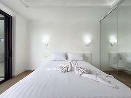 Stylish 3BR Pool Villa Lawan Villa (LWV1)