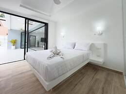 Stylish 3BR Pool Villa Lawan Villa (LWV1)