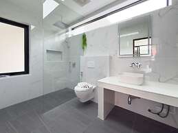 Stylish 3BR Pool Villa Lawan Villa (LWV1)