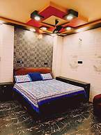 Atharv Paying Guest House