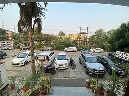 Hotel Nomadic