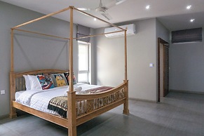 4BR Villa Ideal for Groups Families V262