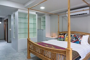 4BR Villa Ideal for Groups Families V262