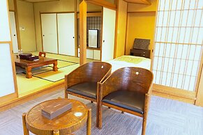 ATAMI KAKUREZATO