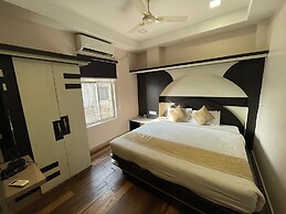 HOTEL RUDRAKSH