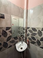 Hotel Bharat