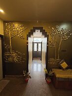 Hotel Bharat