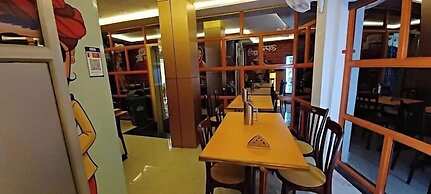 Hotel Bharat