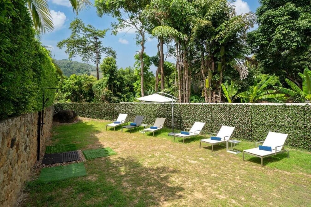 Oxavia Garden Bungalow B1-B2