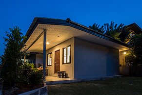 Oxavia Garden Bungalow B1-B2
