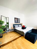 Bright 2BR Apartment Near Westbahnhof