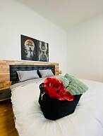 Bright 2BR Apartment Near Westbahnhof