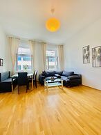 Bright 2BR Apartment Near Westbahnhof